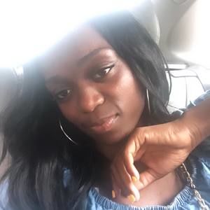 Meet your Posher, Shaqueta